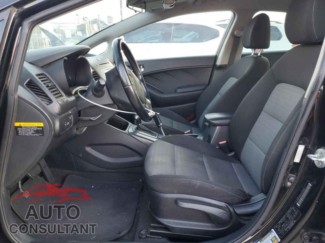 KIA FORTE 2016 - KNAFX4A82G5581397