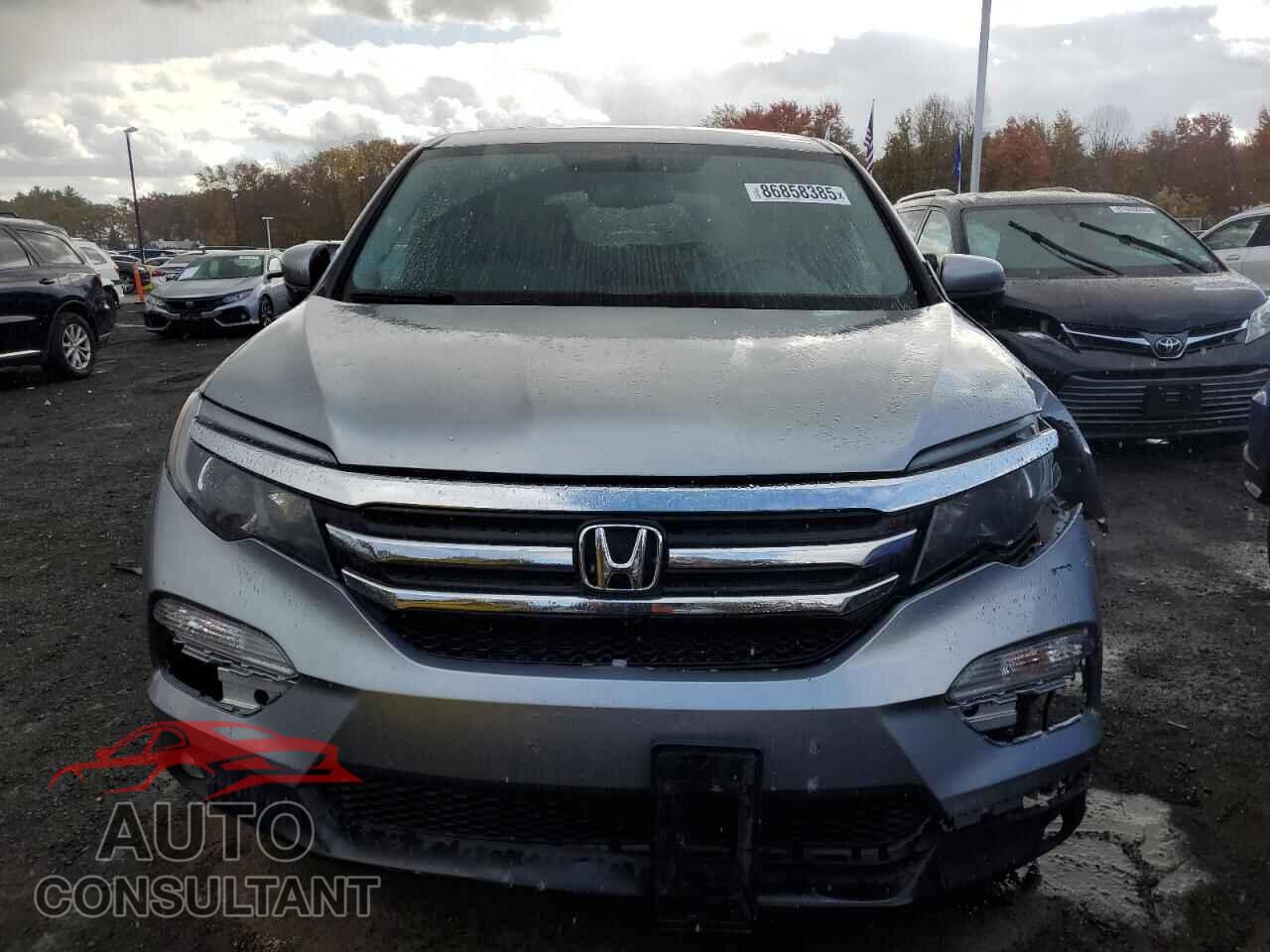 HONDA PILOT 2017 - 5FNYF6H59HB008602
