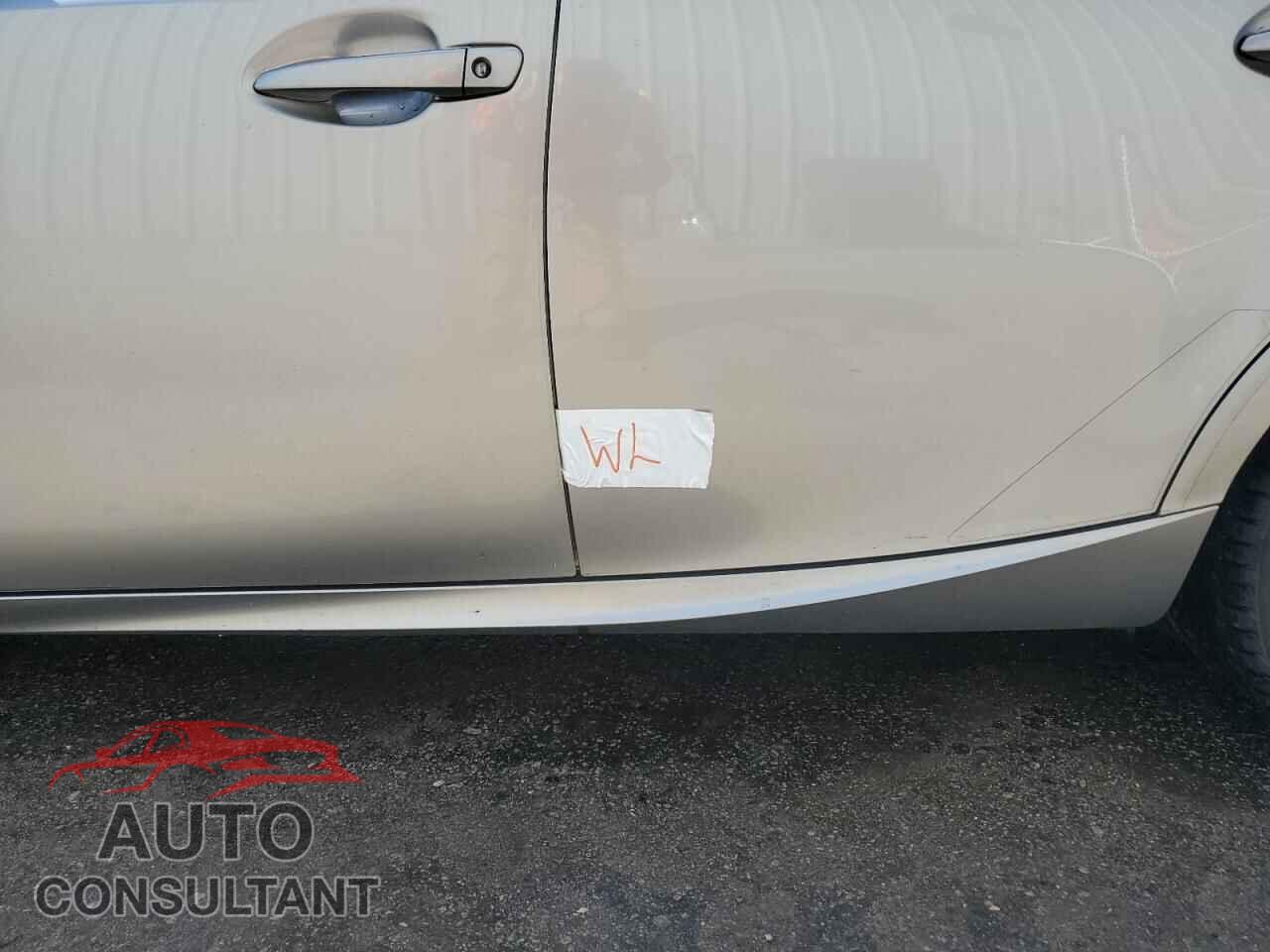 LEXUS IS 2020 - JTHDA1D20L5101237