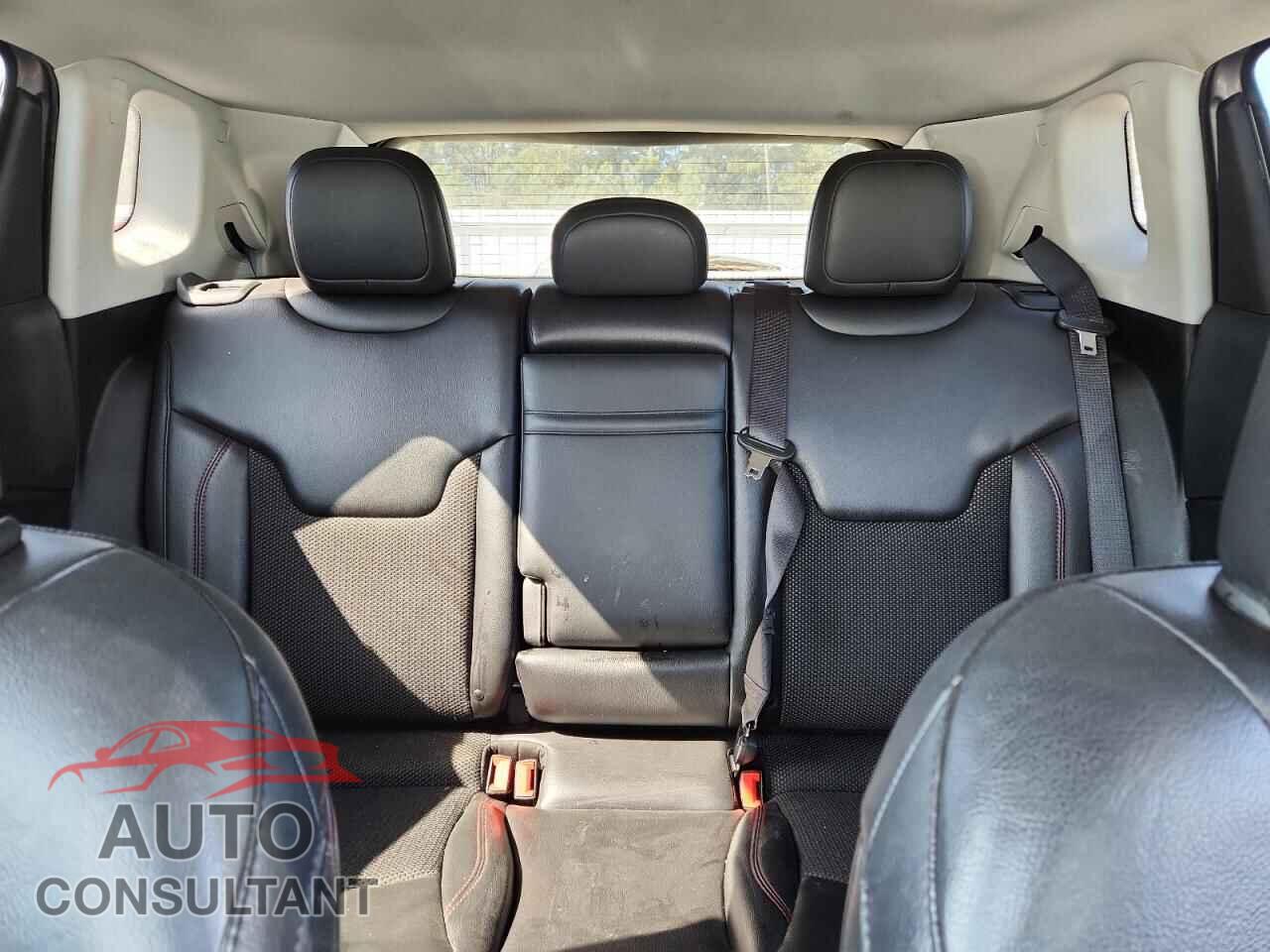 JEEP COMPASS 2019 - 3C4NJDDB4KT671389
