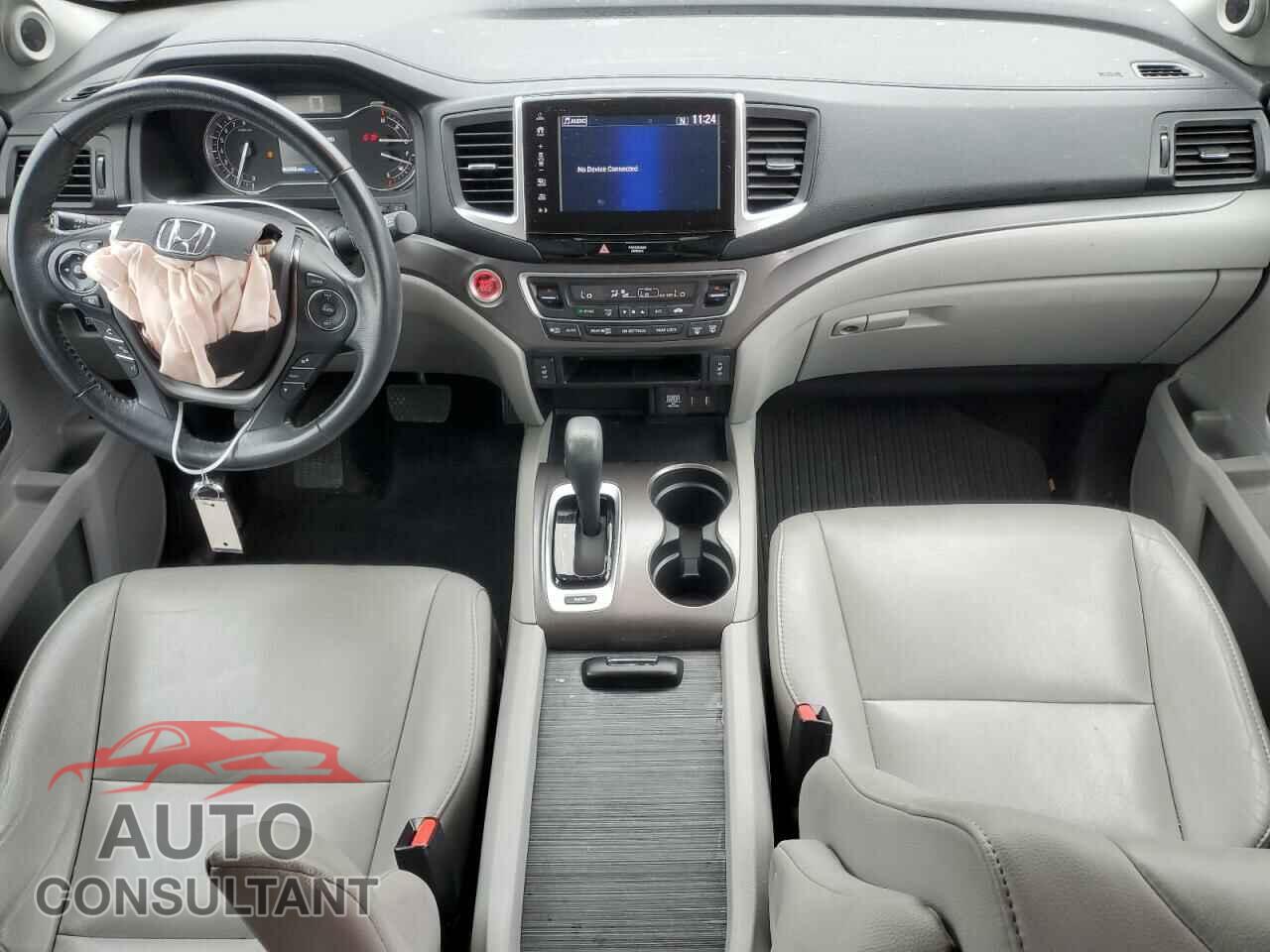 HONDA PILOT 2017 - 5FNYF5H51HB037733