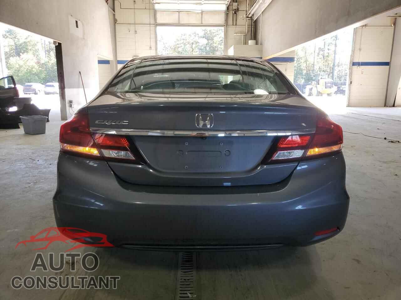 HONDA CIVIC 2015 - 2HGFB2F50FH552297