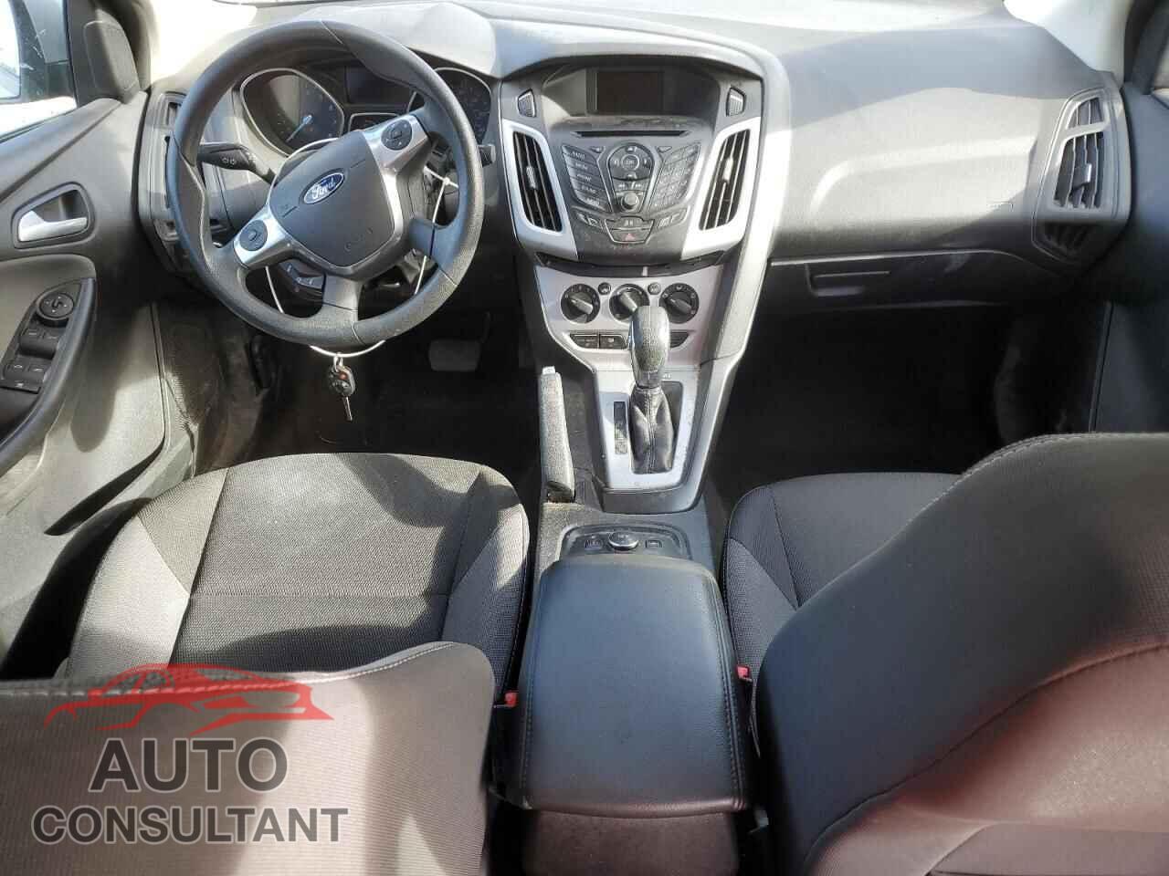 FORD FOCUS 2014 - 1FADP3F23EL221420