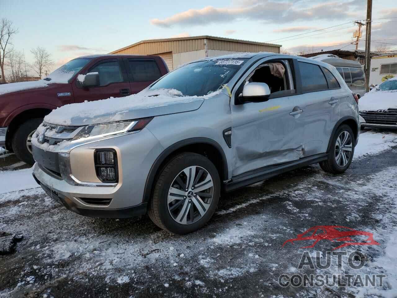 MITSUBISHI OUTLANDER 2024 - JA4ARUAUXRU009792