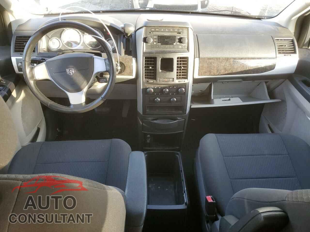DODGE CARAVAN 2010 - 2D4RN5D12AR316938