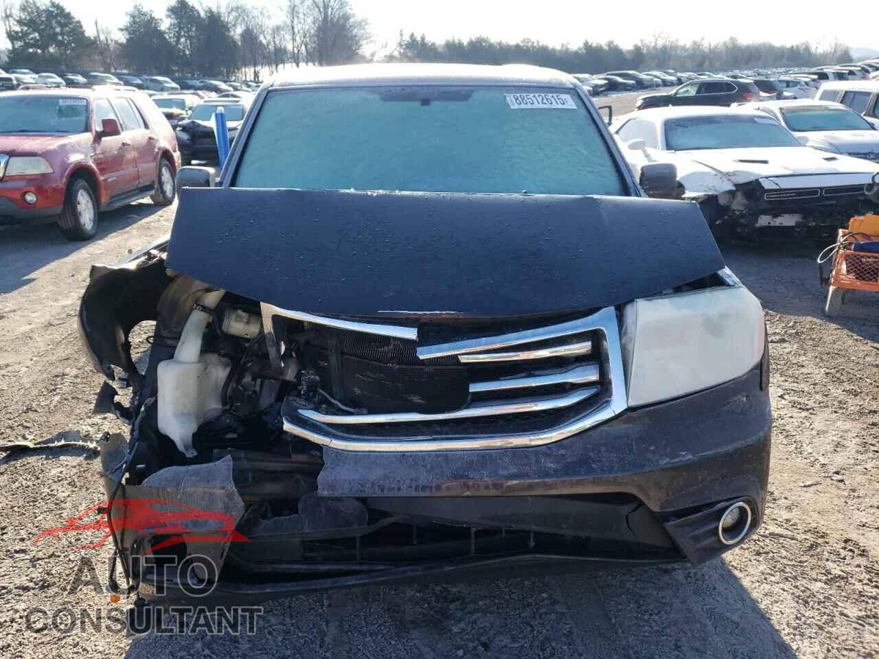 HONDA PILOT 2012 - 5FNYF4H75CB005632