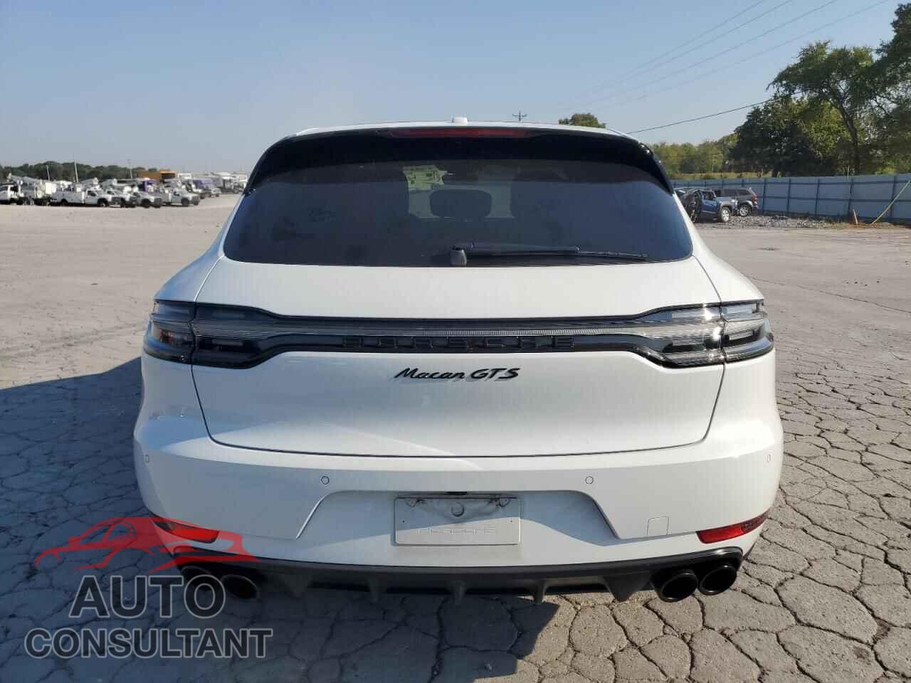 PORSCHE MACAN 2021 - WP1AG2A58MLB51368