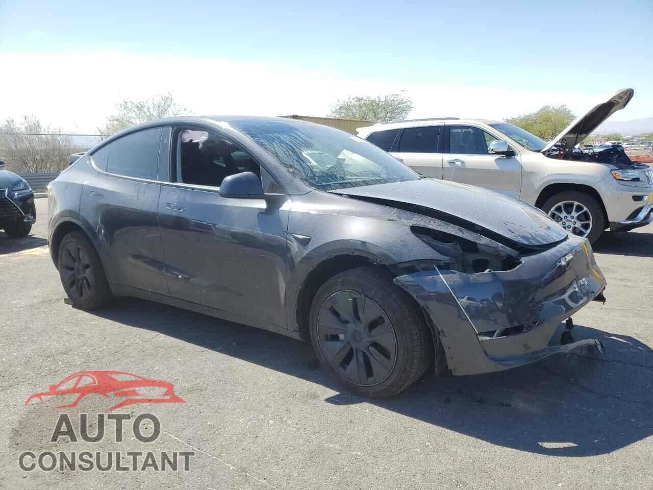 TESLA MODEL Y 2025 - 7SAYGDED2SF266130