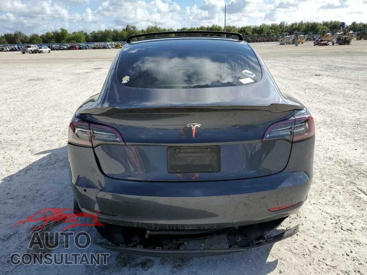 TESLA MODEL 3 2019 - 5YJ3E1EA0KF476016