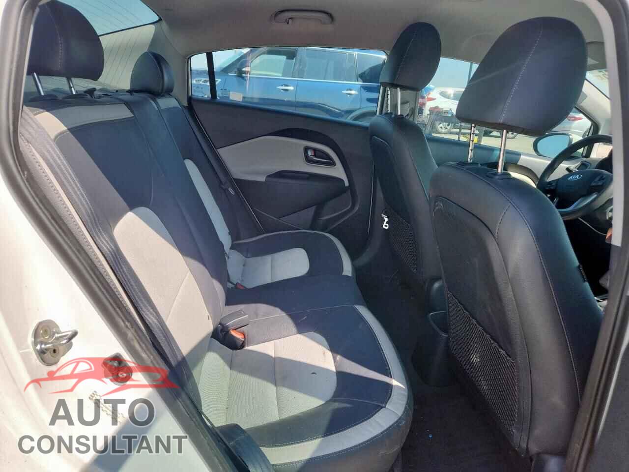 KIA RIO 2017 - KNADM4A36H6061154