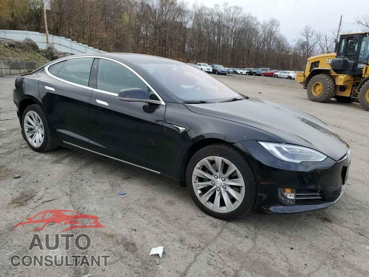 TESLA MODEL S 2018 - 5YJSA1E20JF261699