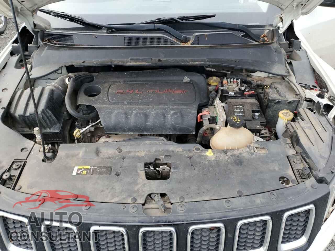 JEEP COMPASS 2018 - 3C4NJCAB1JT488545