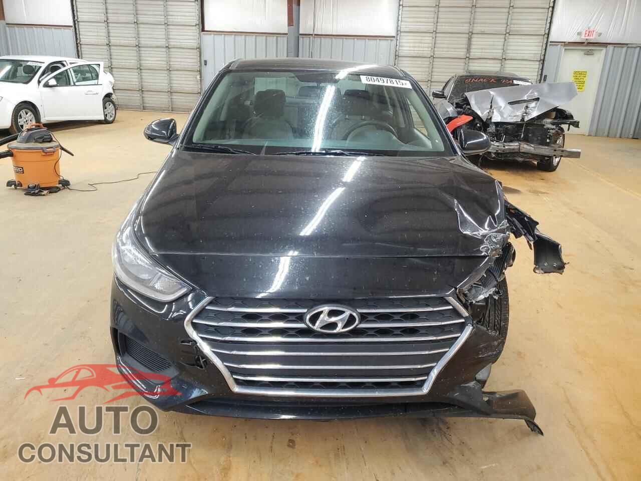 HYUNDAI ACCENT 2022 - 3KPC24A61NE163529