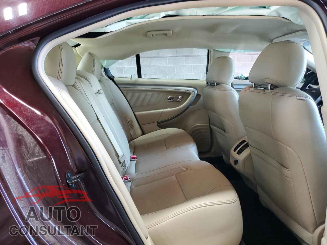 FORD TAURUS 2018 - 1FAHP2H87JG100924