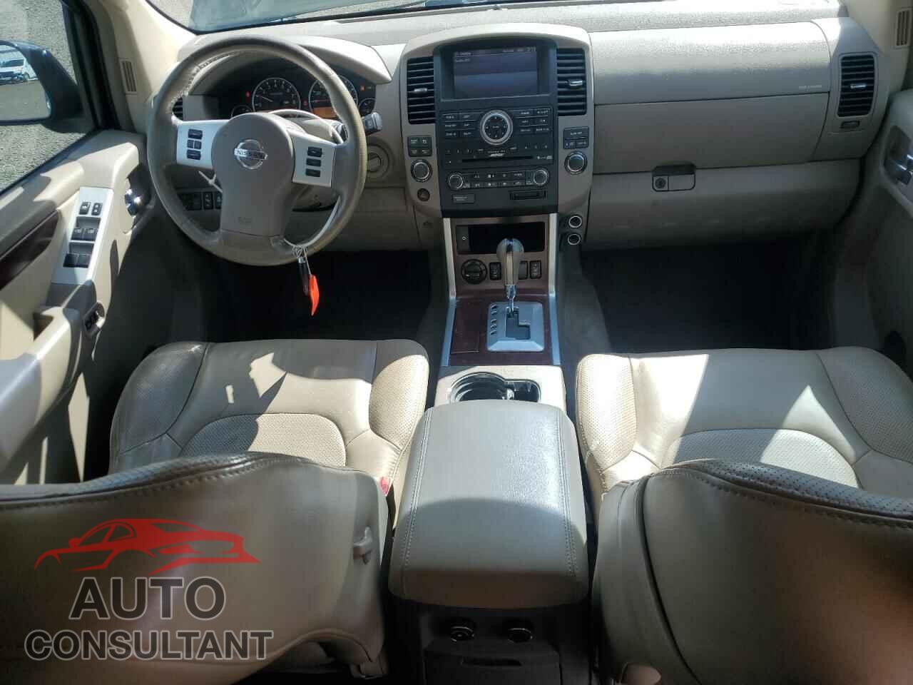 NISSAN PATHFINDER 2011 - 5N1AR1NB8BC630923
