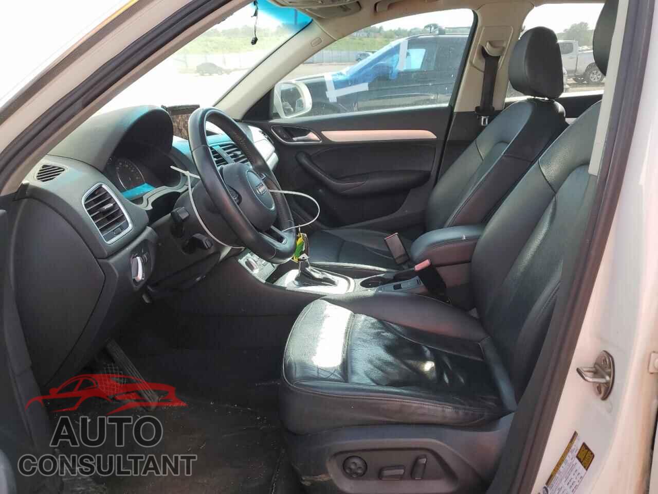 AUDI Q3 2015 - WA1EFCFS8FR001409