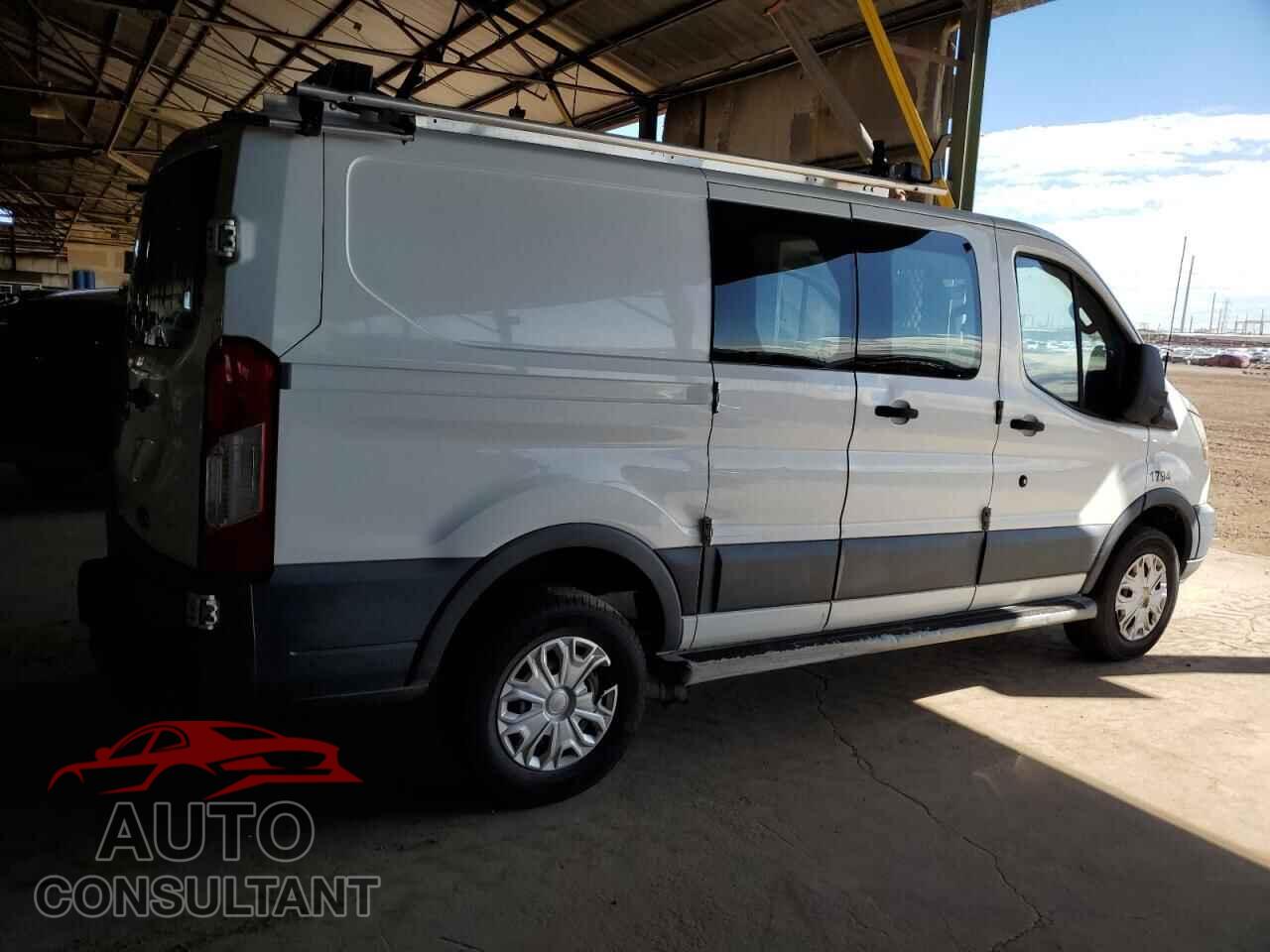 FORD TRANSIT 2015 - 1FTNR1ZM5FKA77922