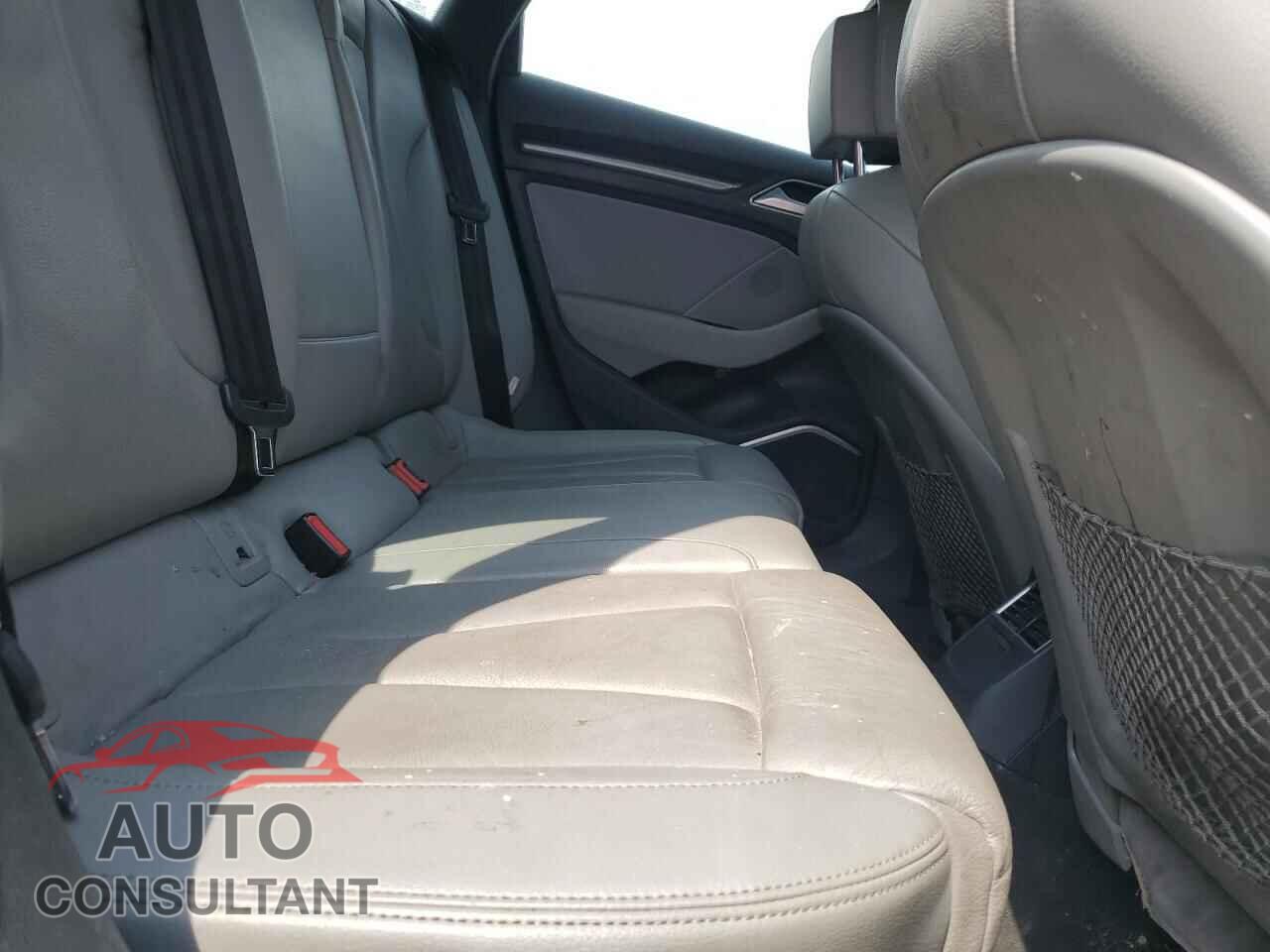 AUDI A3 2017 - WAUTPBFF2HA103620