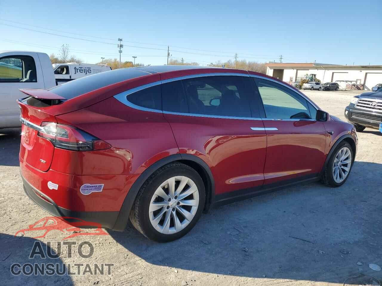 TESLA MODEL X 2018 - 5YJXCAE21JF142026