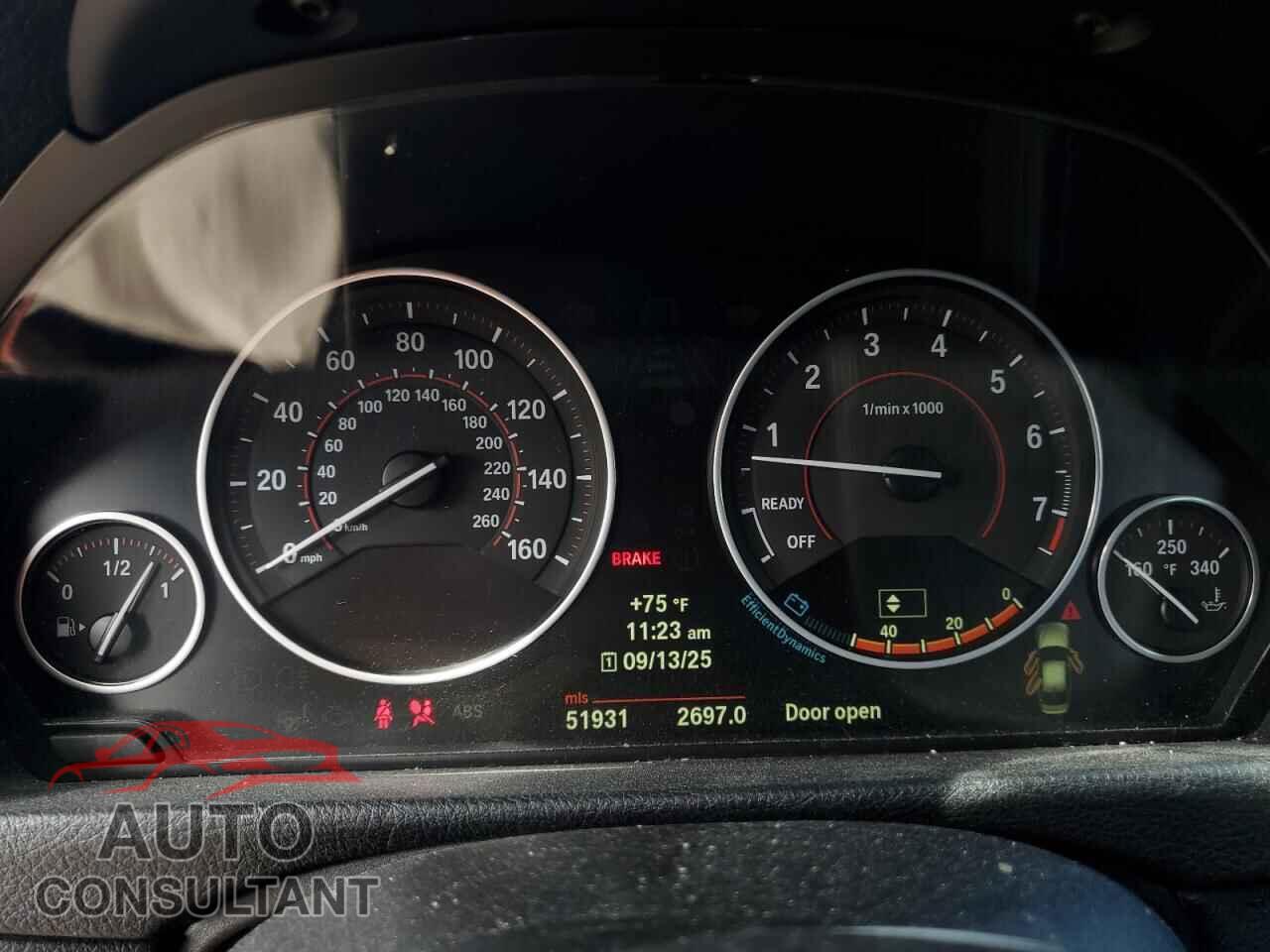 BMW 3 SERIES 2013 - WBA3A5C50DF453260