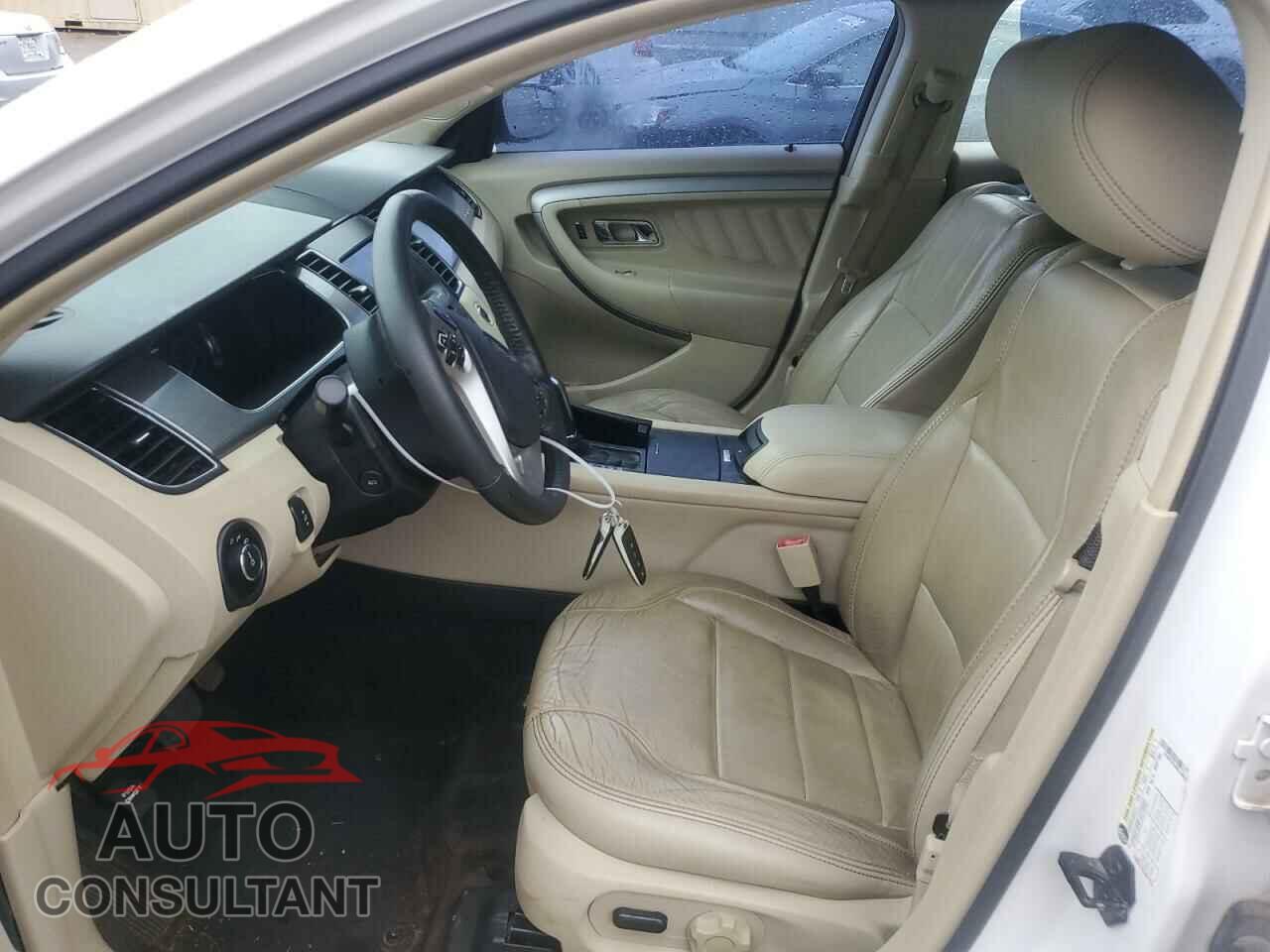 FORD TAURUS 2017 - 1FAHP2E83HG136950