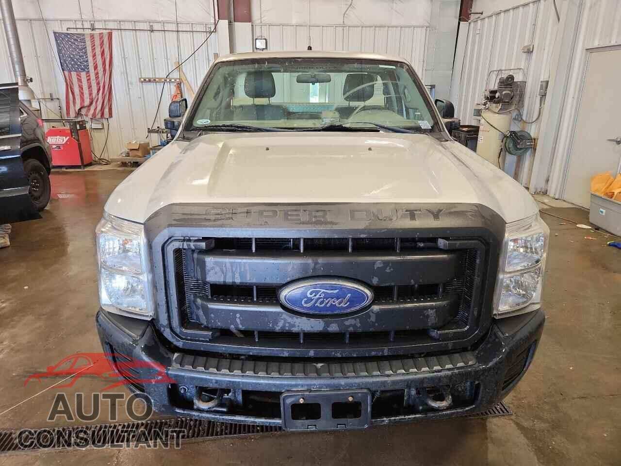 FORD F250 2015 - 1FTBF2B64FEA28173