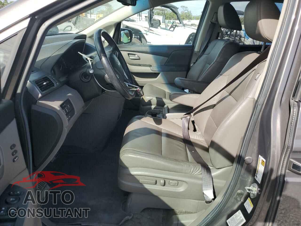 HONDA ODYSSEY 2013 - 5FNRL5H90DB007715