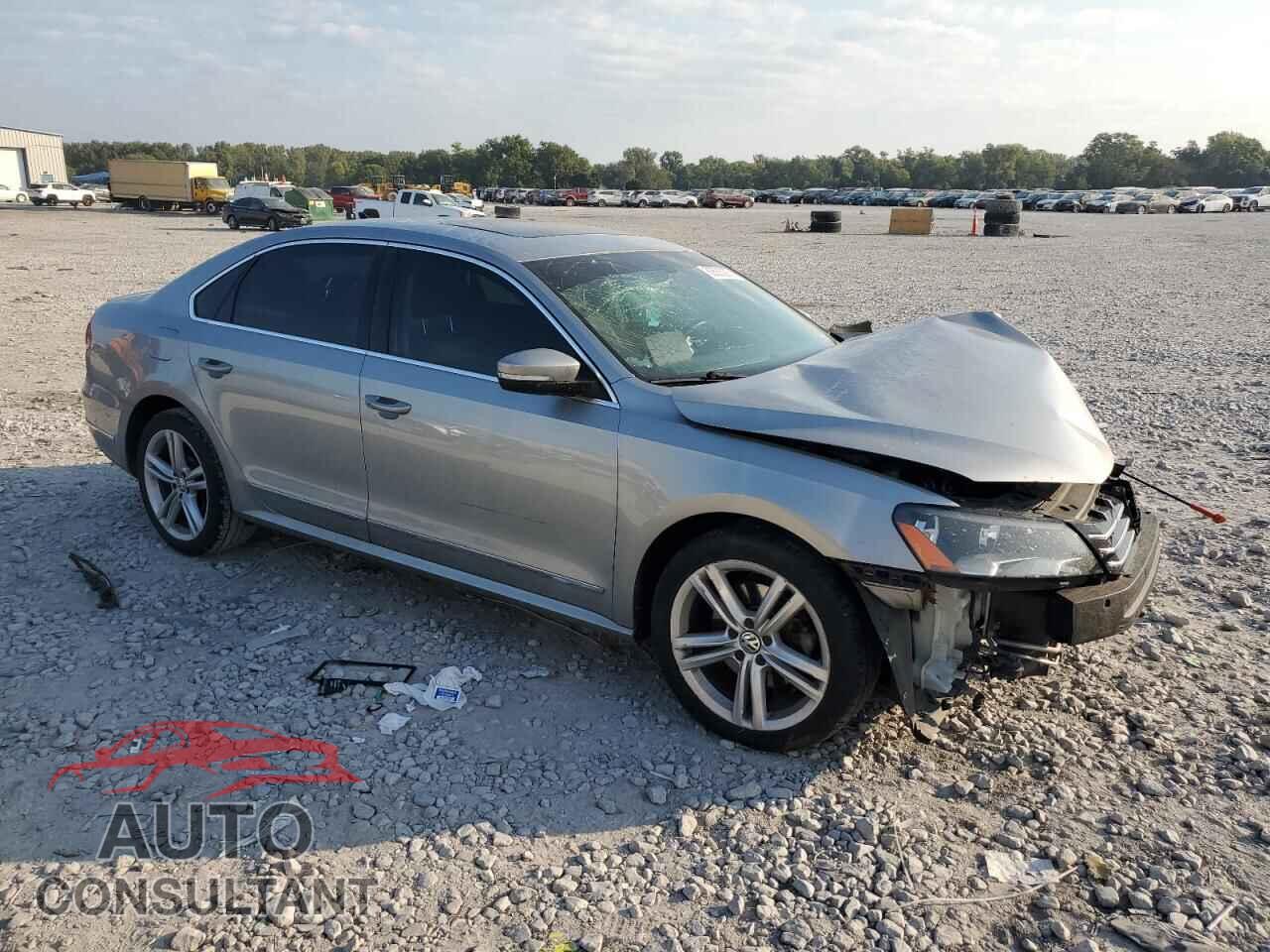 VOLKSWAGEN PASSAT 2013 - 1VWCN7A31DC073685