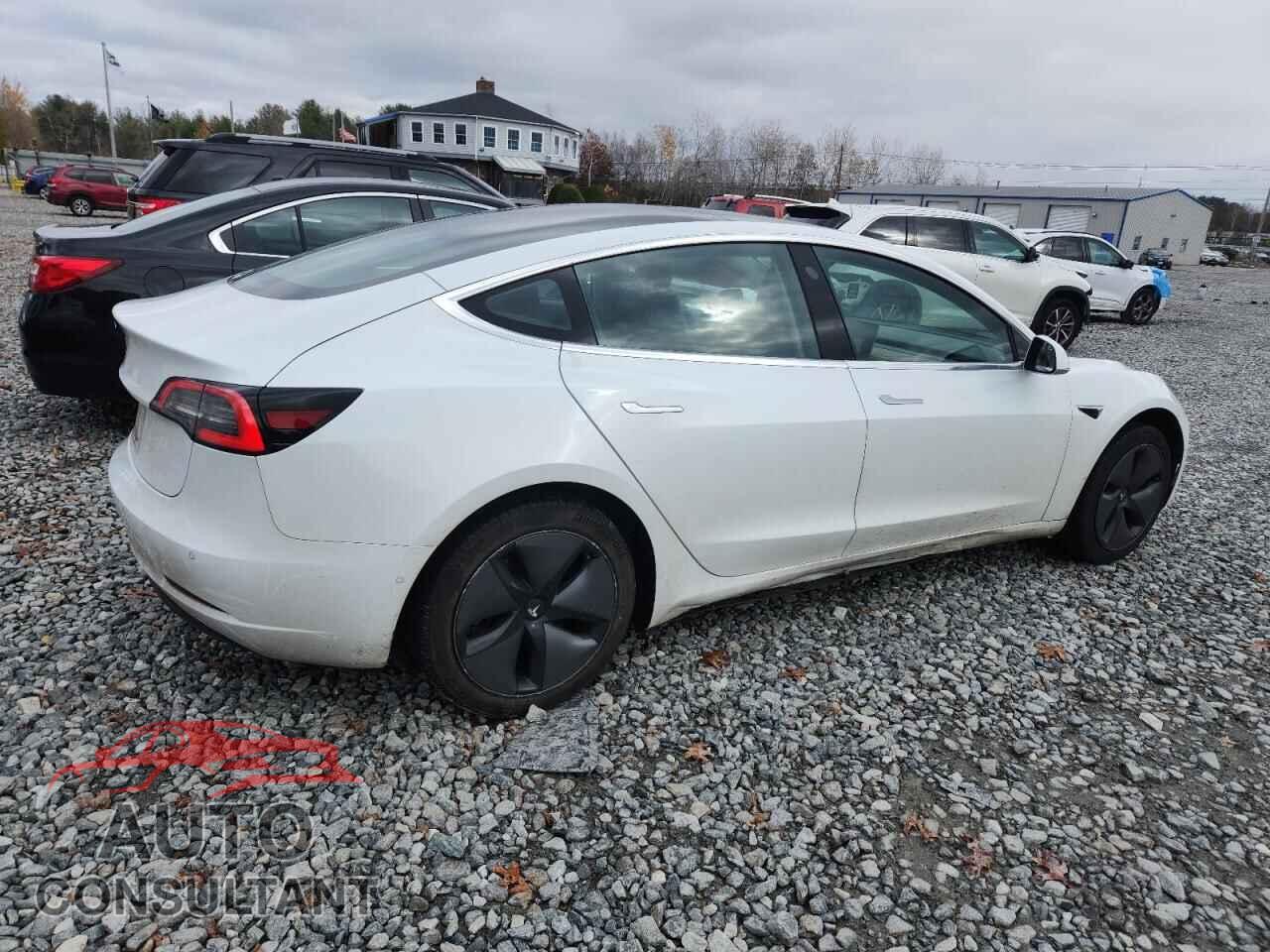 TESLA MODEL 3 2018 - 5YJ3E1EA6JF098685