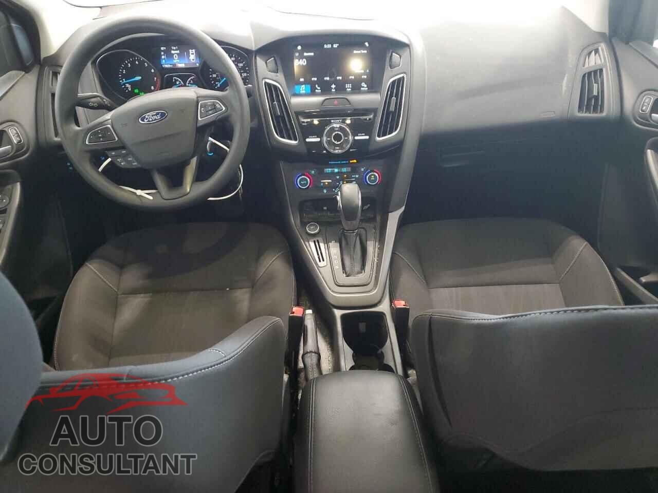 FORD FOCUS 2017 - 1FADP3H24HL244853