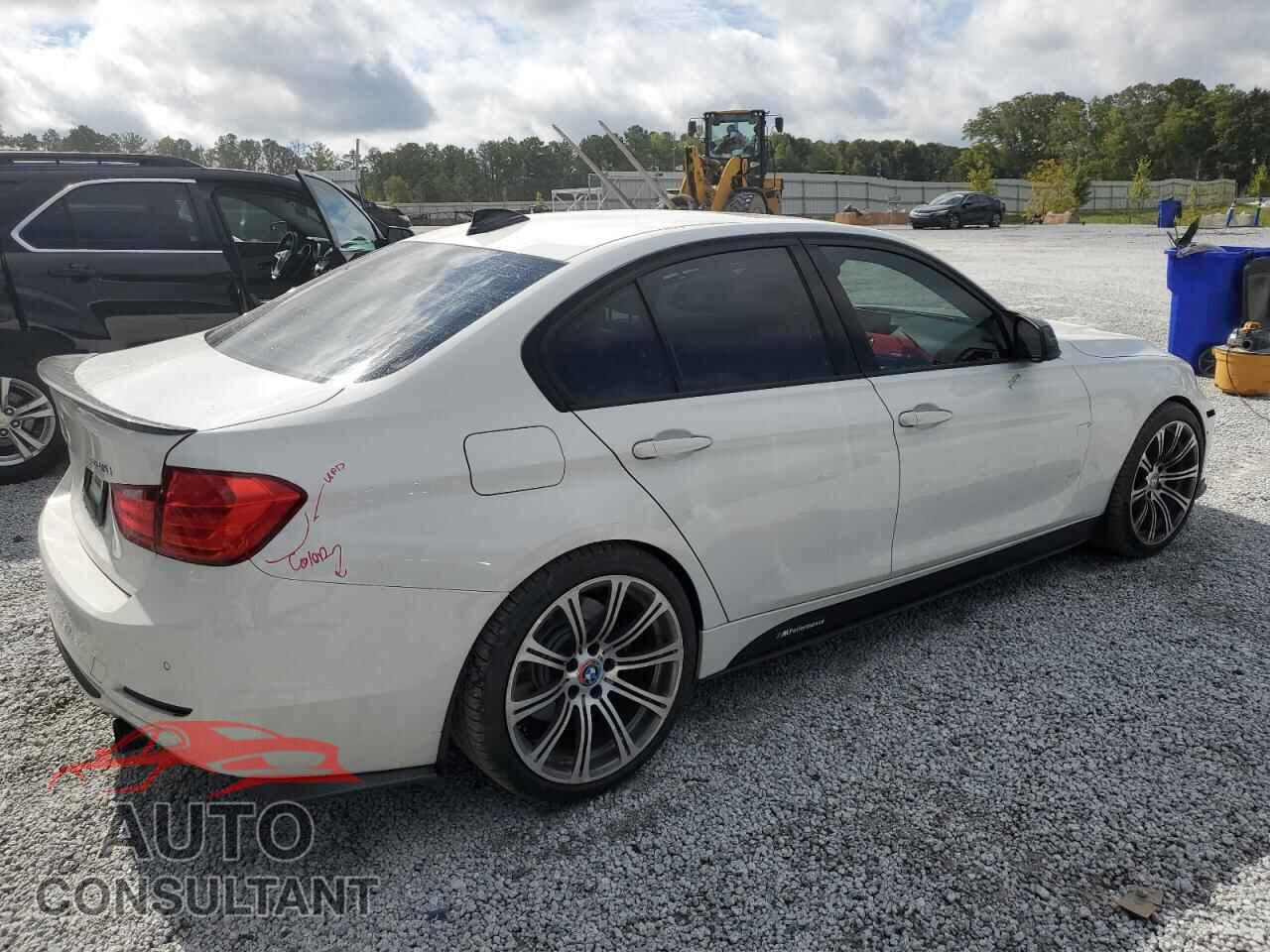 BMW 3 SERIES 2013 - WBA3A9G53DNP36355