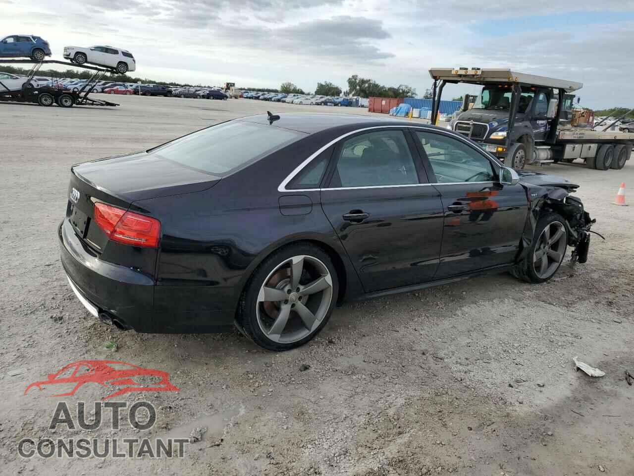 AUDI S8 2013 - WAUD2AFD6DN033246