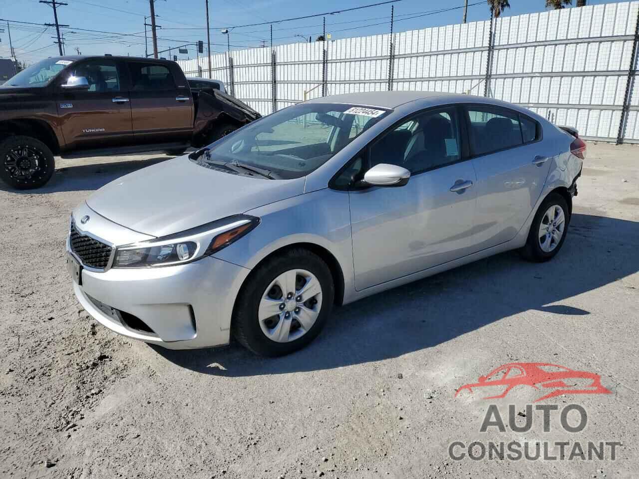 KIA FORTE 2018 - 3KPFK4A79JE257187