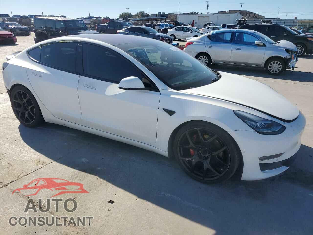TESLA MODEL 3 2018 - 5YJ3E1EA8JF077322