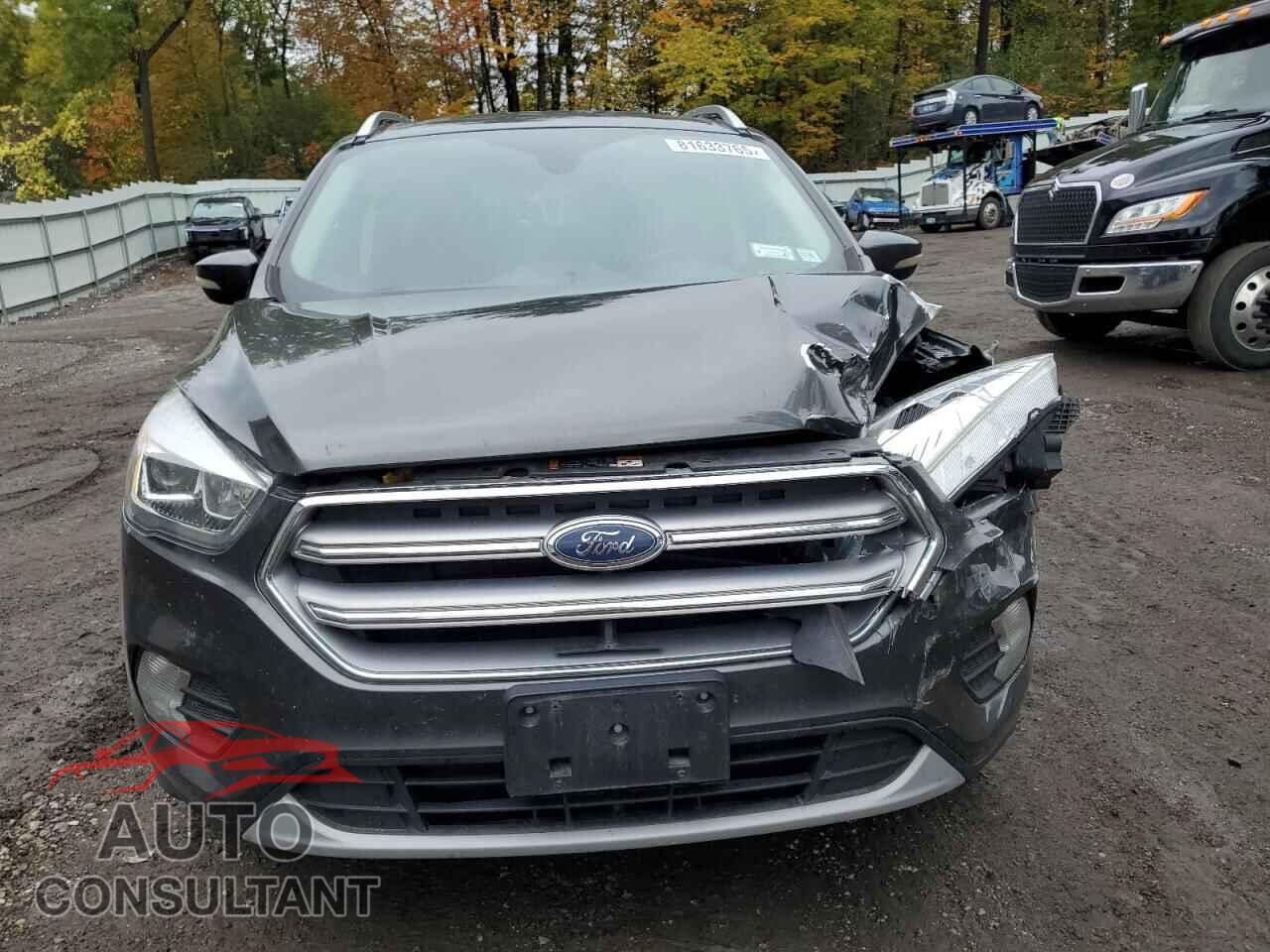 FORD ESCAPE 2017 - 1FMCU9JD1HUB84954