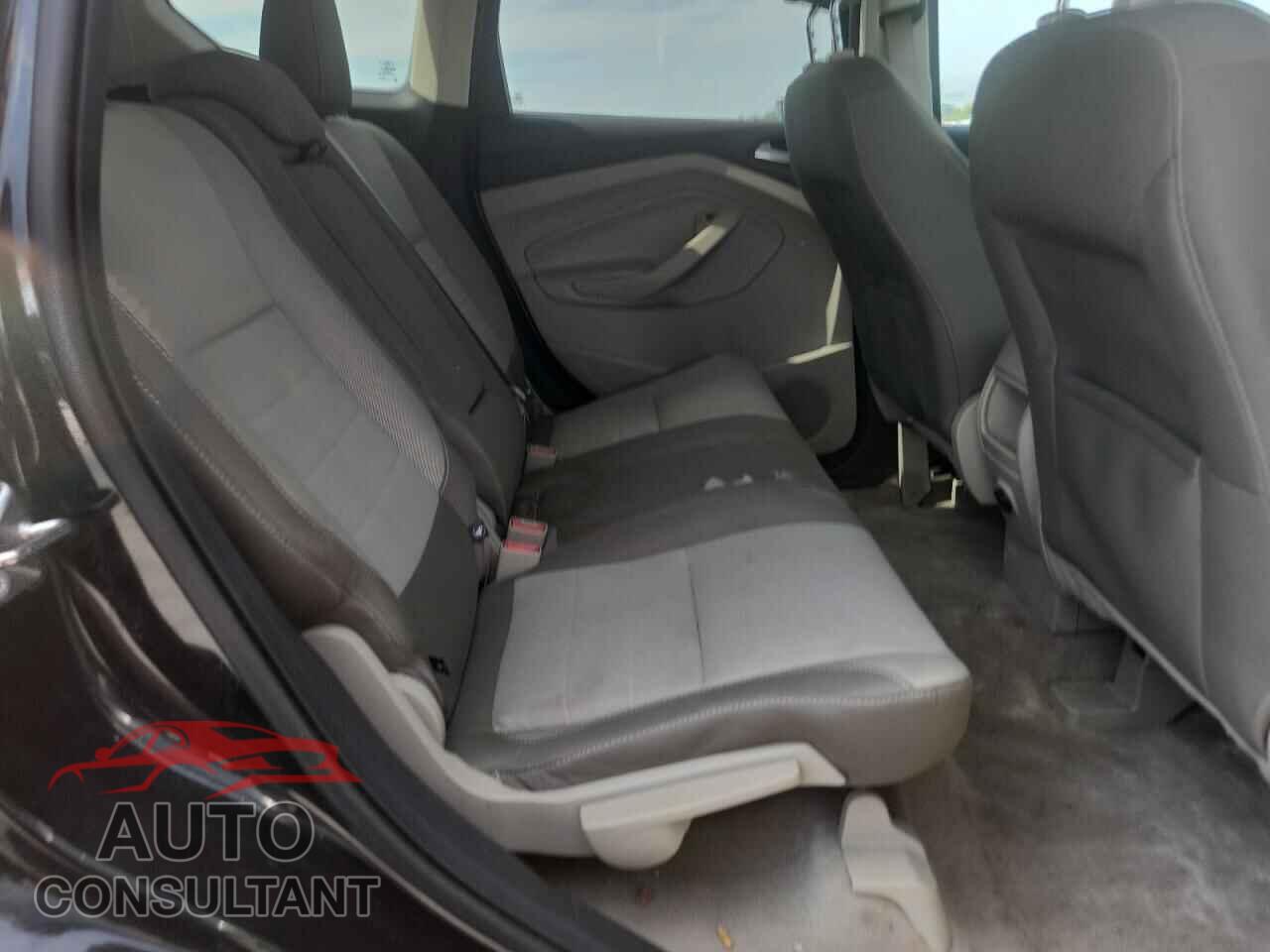 FORD ESCAPE 2015 - 1FMCU9G90FUB09324