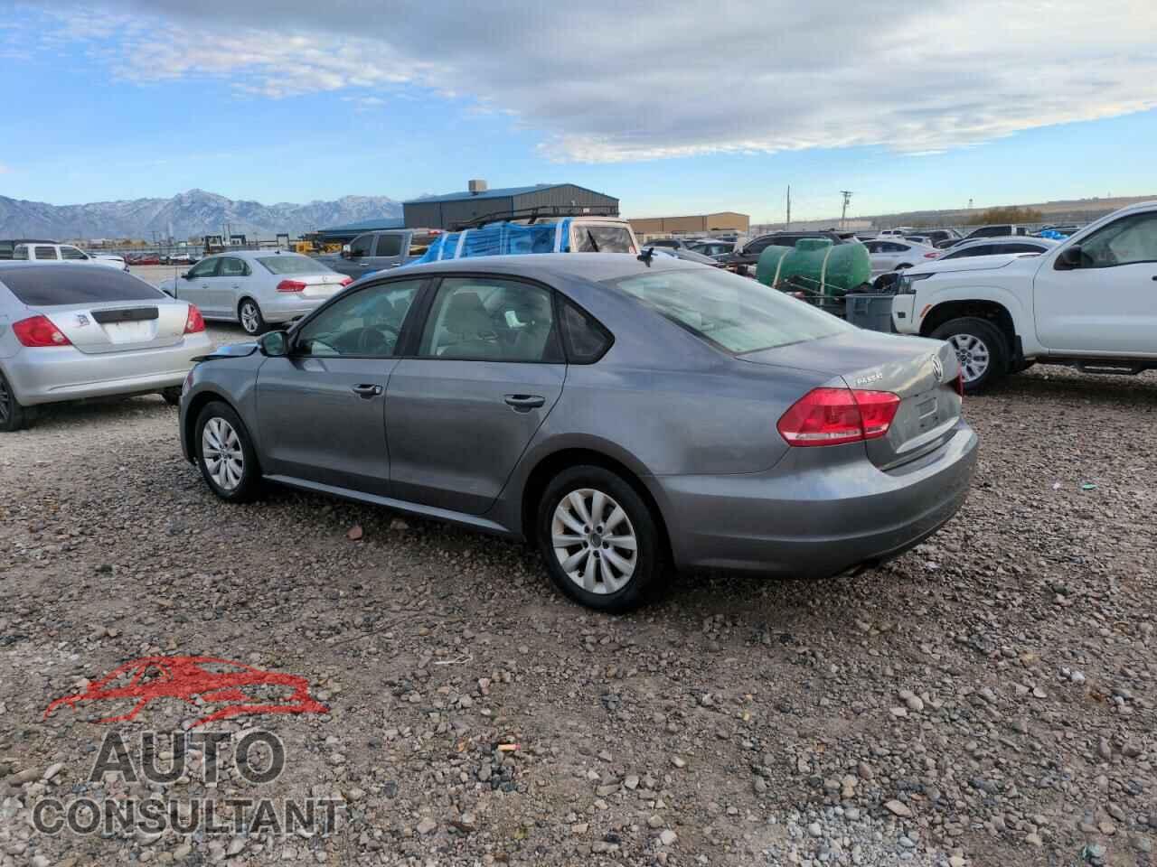 VOLKSWAGEN PASSAT 2013 - 1VWAP7A39DC033582