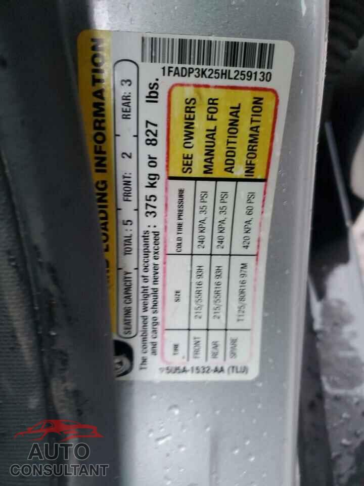 FORD FOCUS 2017 - 1FADP3K25HL259130