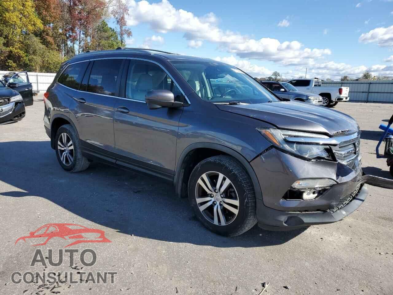HONDA PILOT 2018 - 5FNYF6H67JB022710