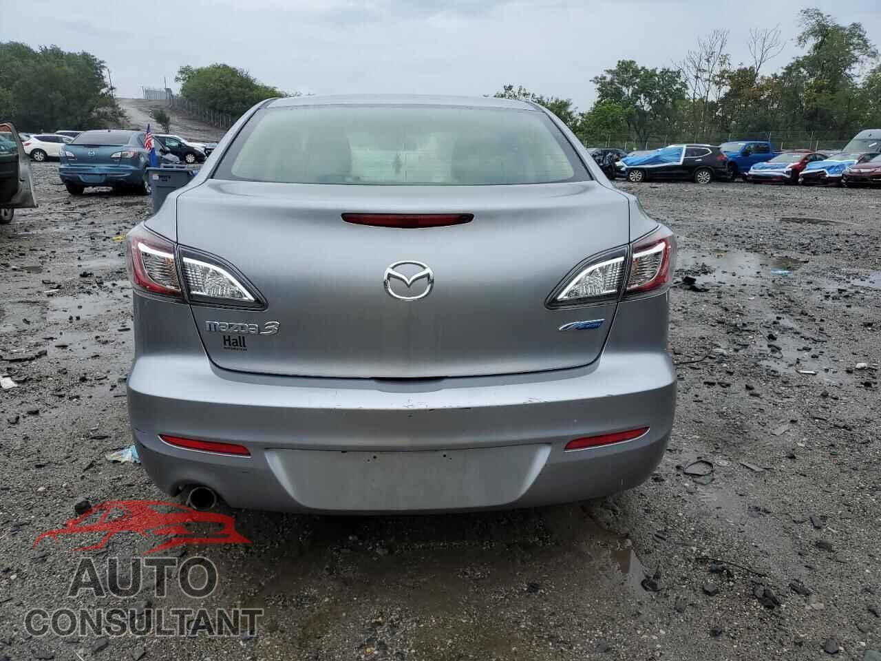 MAZDA 3 2013 - JM1BL1W71D1834160