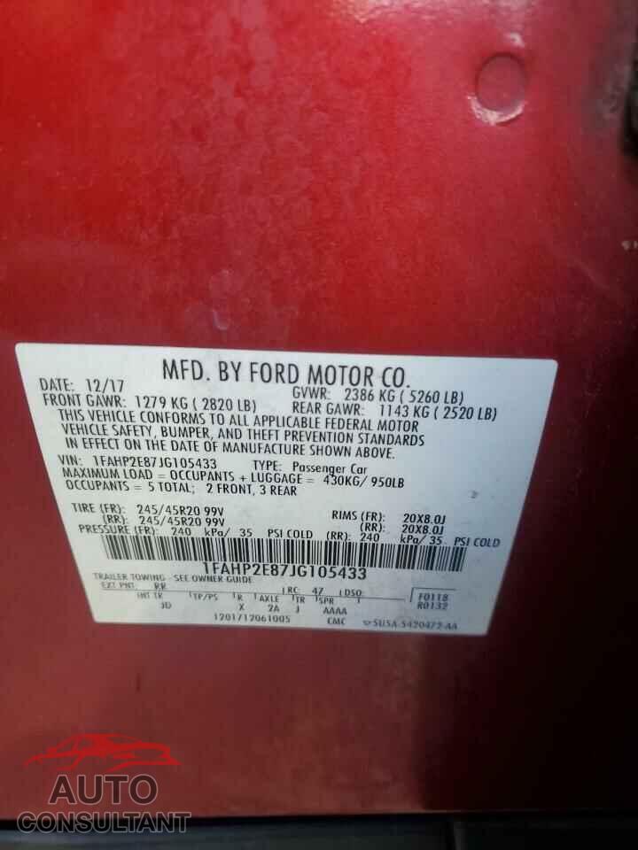 FORD TAURUS 2018 - 1FAHP2E87JG105433