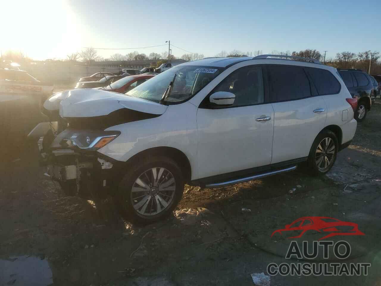 NISSAN PATHFINDER 2018 - 5N1DR2MN5JC625644