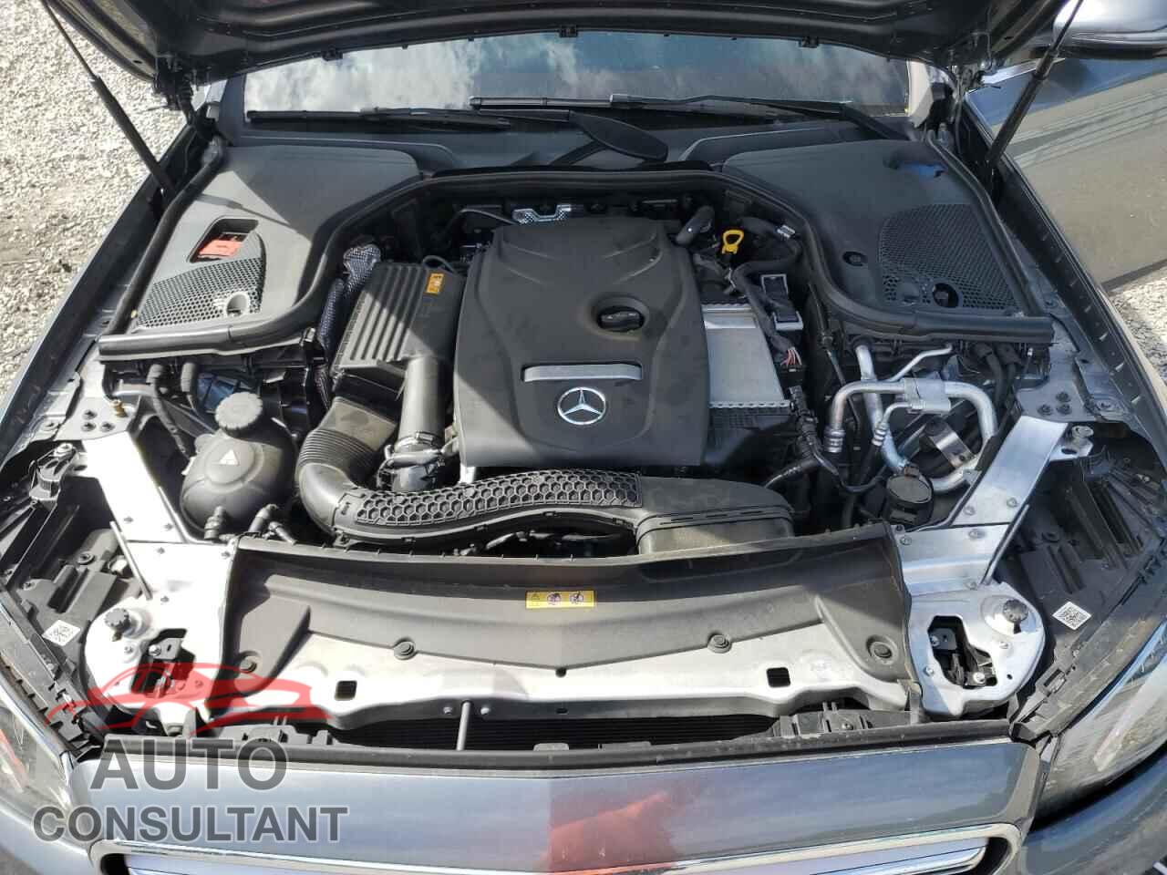 MERCEDES-BENZ E-CLASS 2018 - WDDZF4KB0JA310355