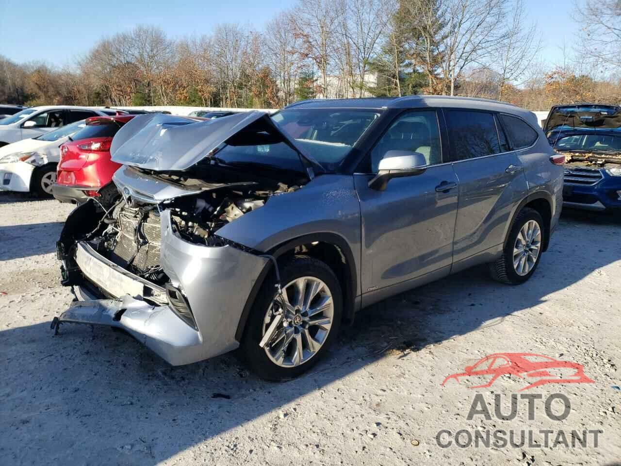 TOYOTA HIGHLANDER 2022 - 5TDXBRCH0NS076837