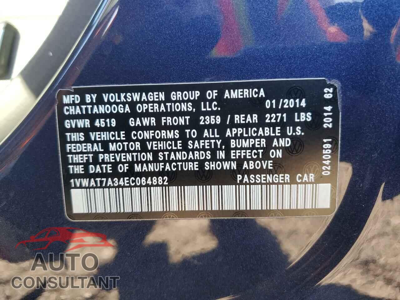 VOLKSWAGEN PASSAT 2014 - 1VWAT7A34EC064882