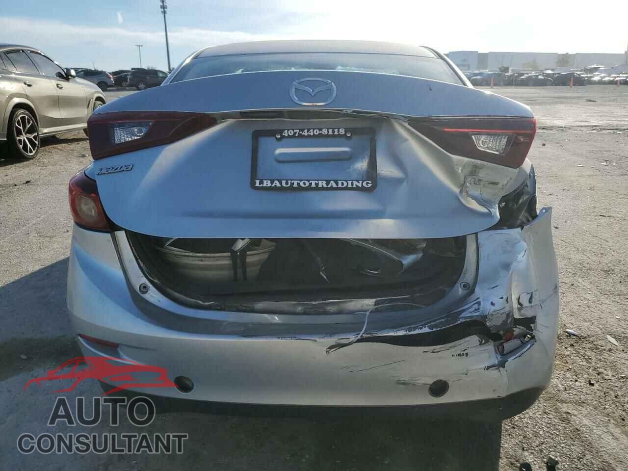 MAZDA 3 2017 - JM1BN1V76H1104603