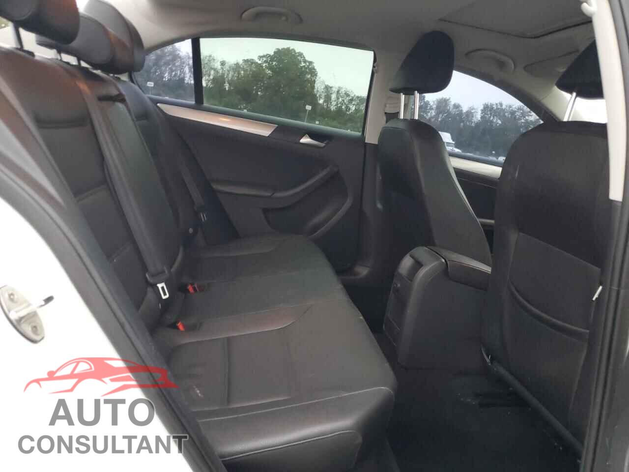 VOLKSWAGEN JETTA 2017 - 3VWDB7AJ2HM318798