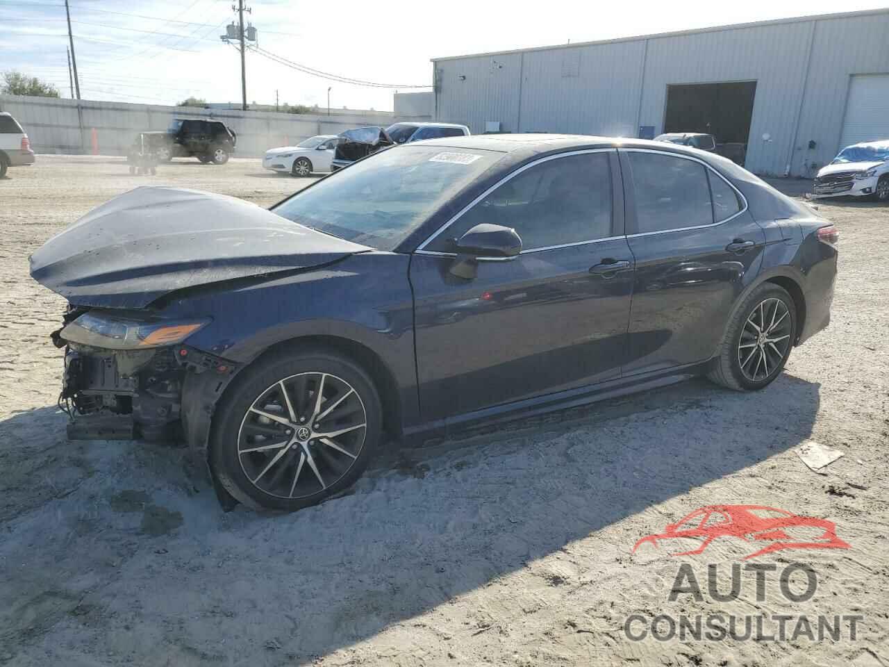TOYOTA CAMRY 2021 - 4T1G11AK4MU532959