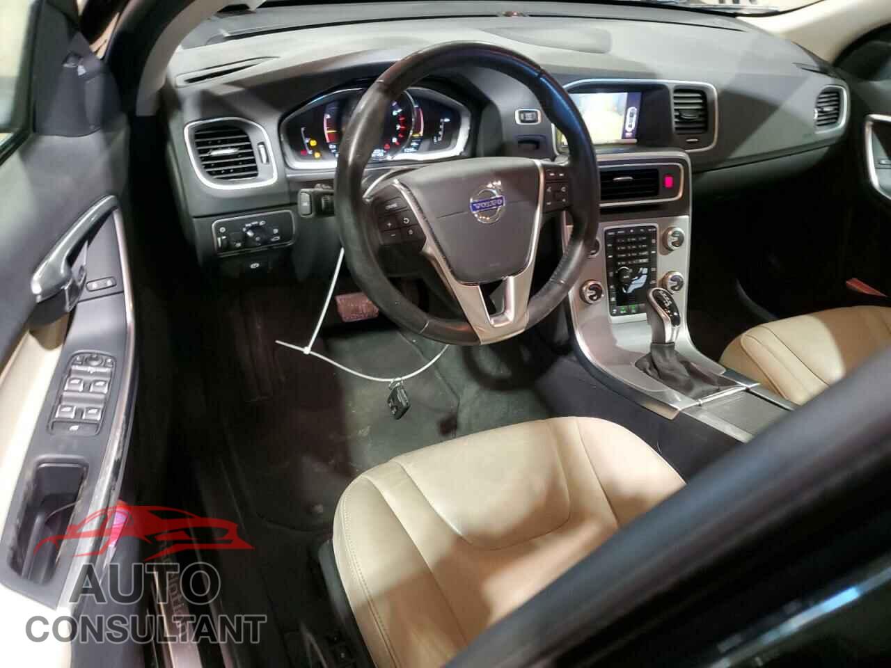 VOLVO S60 2017 - LYV402TK2HB196192