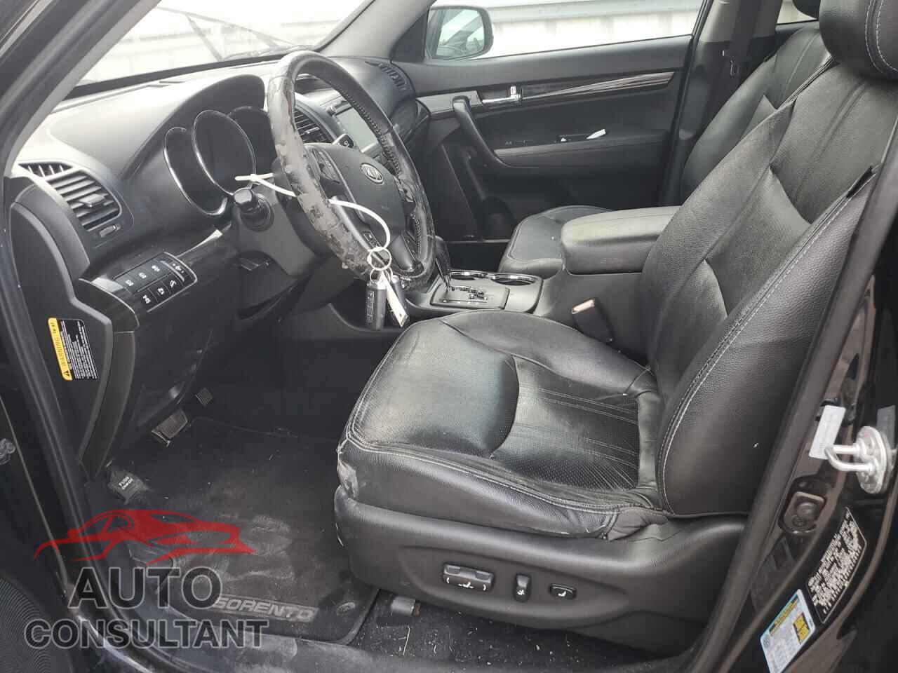 KIA SORENTO 2012 - 5XYKUDA68CG206429